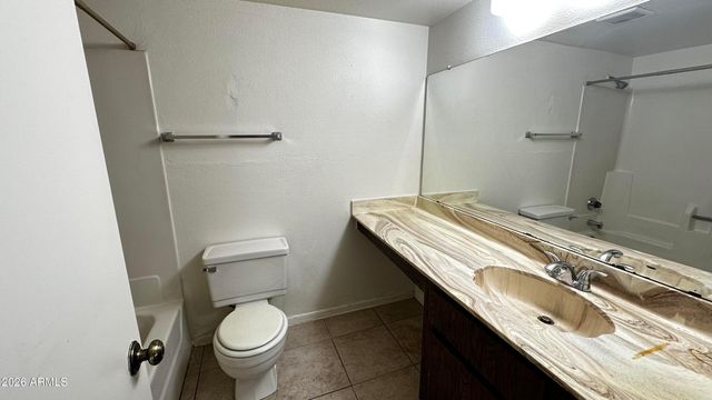 700 W University Drive 108, Tempe, AZ 85281