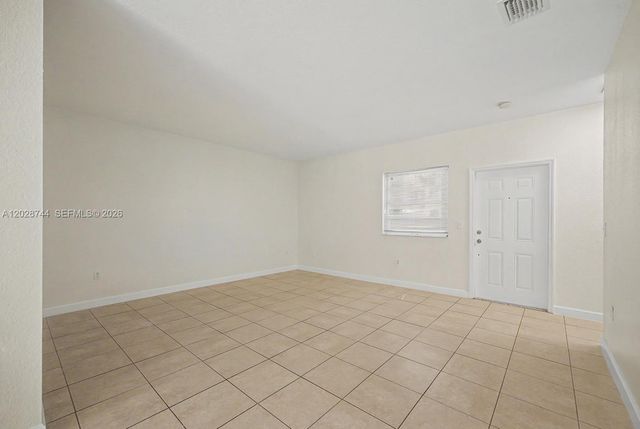 373 NE 26th Pl 102, Homestead, FL 33033