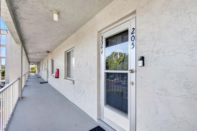 3344 LAKE BAYSHORE DRIVE P205, Bradenton, FL 34205