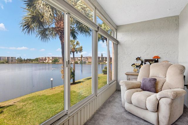 3344 LAKE BAYSHORE DRIVE P205, Bradenton, FL 34205