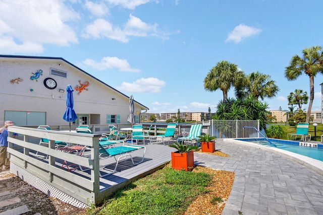 3344 LAKE BAYSHORE DRIVE P205, Bradenton, FL 34205