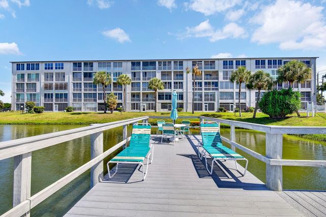 3344 LAKE BAYSHORE DRIVE P205, Bradenton, FL 34205