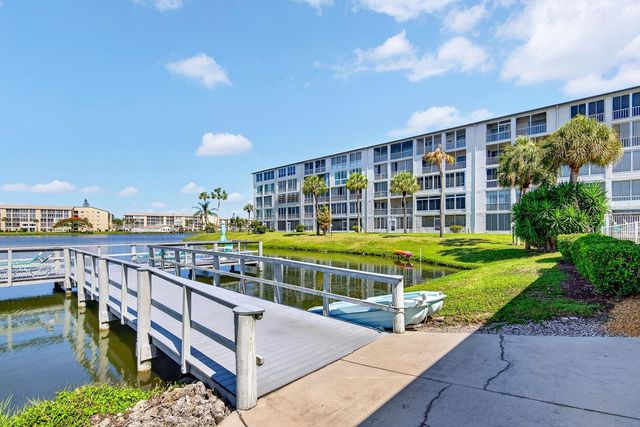 3344 LAKE BAYSHORE DRIVE P205, Bradenton, FL 34205