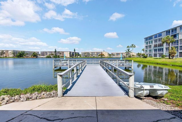 3344 LAKE BAYSHORE DRIVE P205, Bradenton, FL 34205