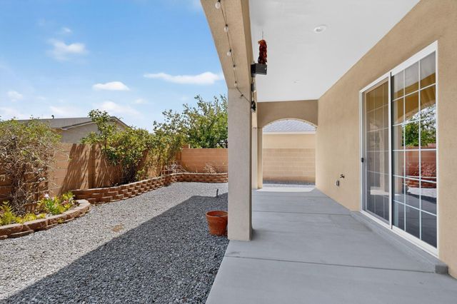 820 Serrano Pointe NW, Albuquerque, NM 87120