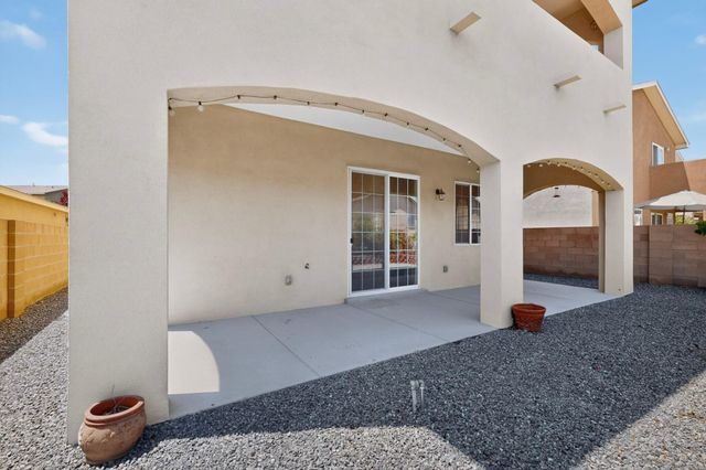 820 Serrano Pointe NW, Albuquerque, NM 87120