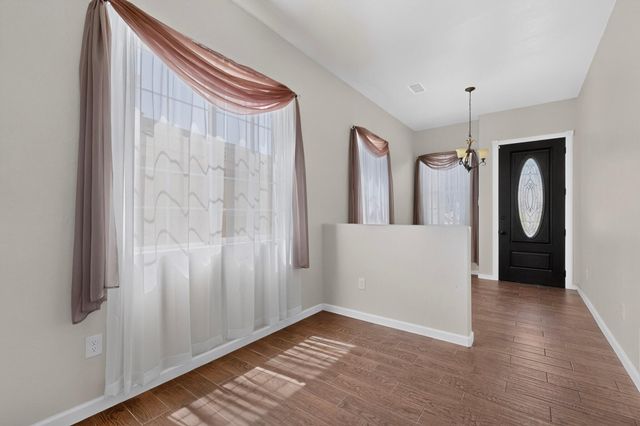 820 Serrano Pointe NW, Albuquerque, NM 87120