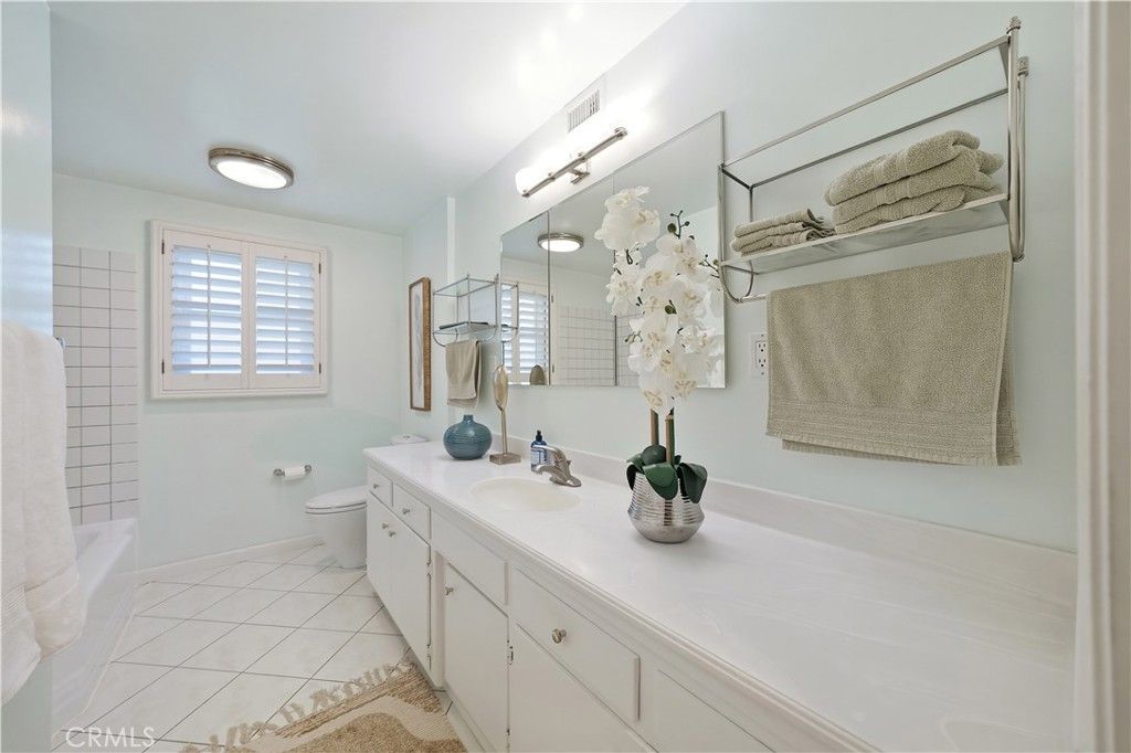Image 9 of property listing at 6754 N Provence, San Gabriel, CA 91775