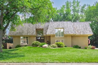 1050 Overlook Road, Mendota Heights, MN 55118