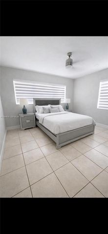 2842 Jackson St, Hollywood, FL 33020