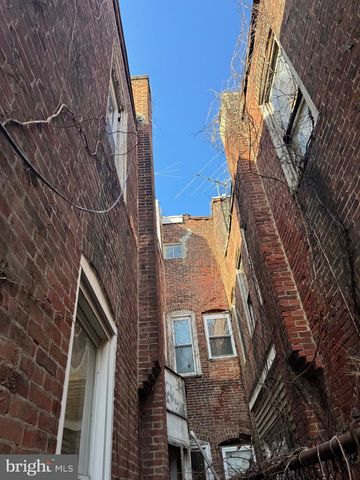 1725 N CREIGHTON STREET, Philadelphia, PA 19131