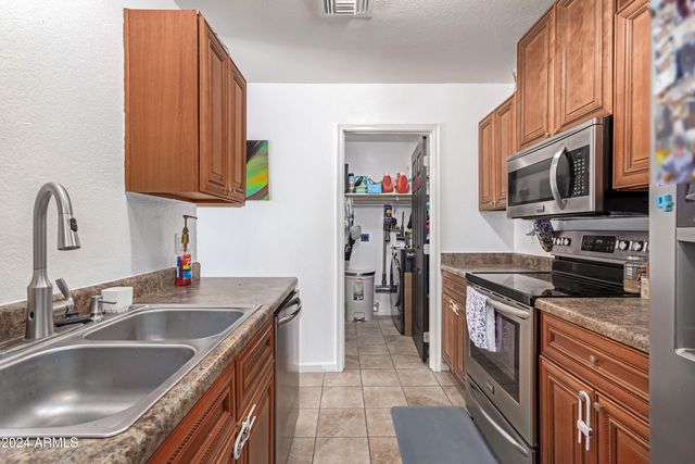 3030 S ALMA SCHOOL Road 12, Mesa, AZ 85210