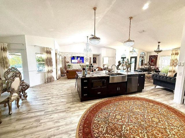 7775 120th Avenue N, The Acreage, FL 33412