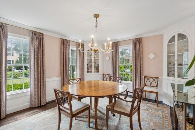 242 Middle Street, Mount Pleasant, SC 29464