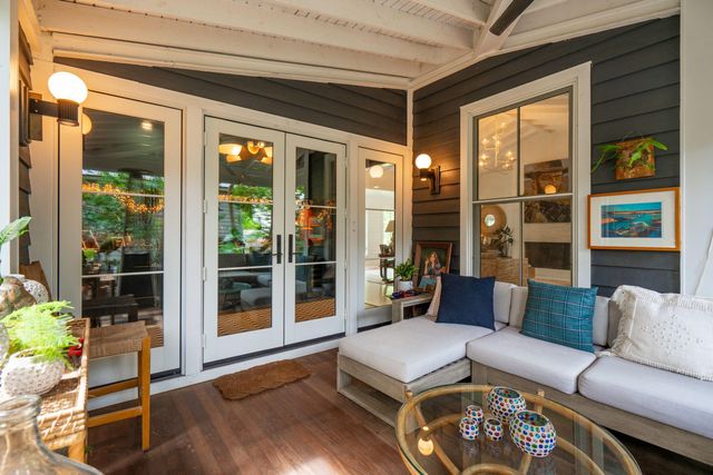 242 Middle Street, Mount Pleasant, SC 29464