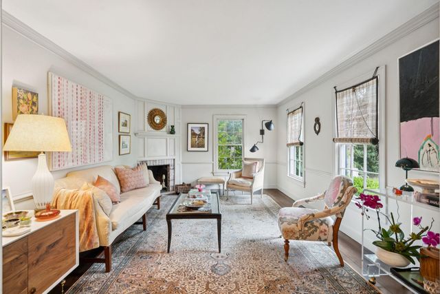 242 Middle Street, Mount Pleasant, SC 29464