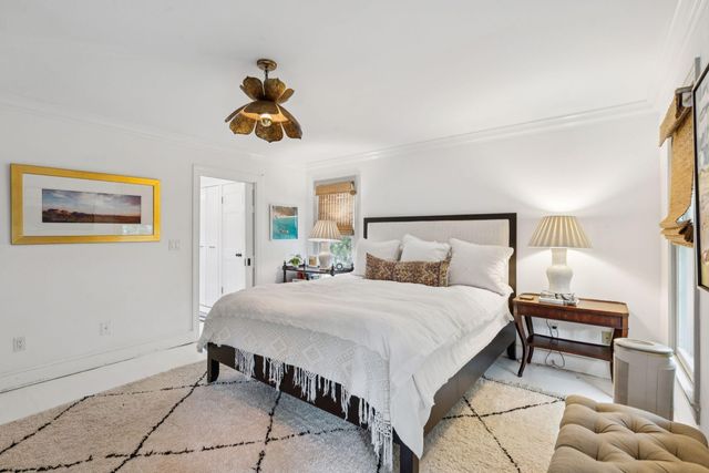 242 Middle Street, Mount Pleasant, SC 29464