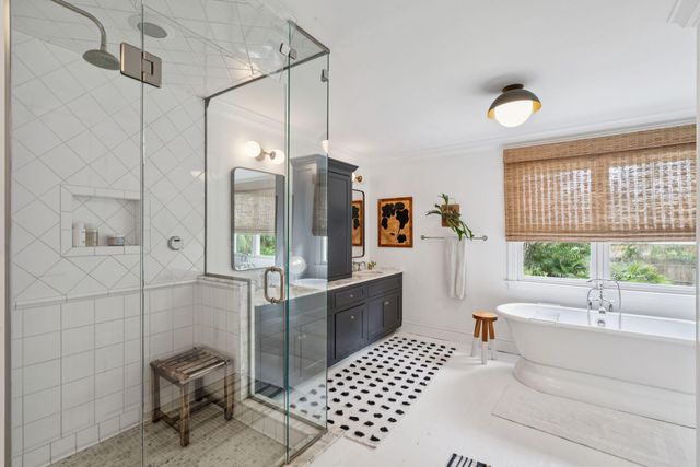 242 Middle Street, Mount Pleasant, SC 29464