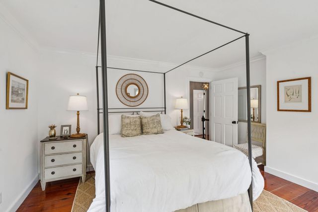 242 Middle Street, Mount Pleasant, SC 29464