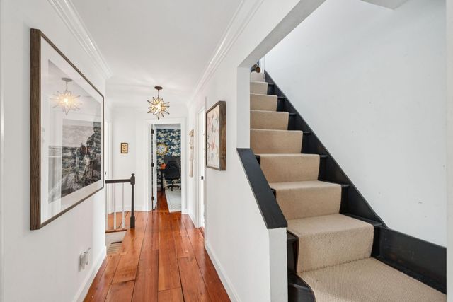 242 Middle Street, Mount Pleasant, SC 29464