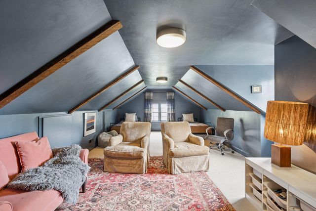 242 Middle Street, Mount Pleasant, SC 29464