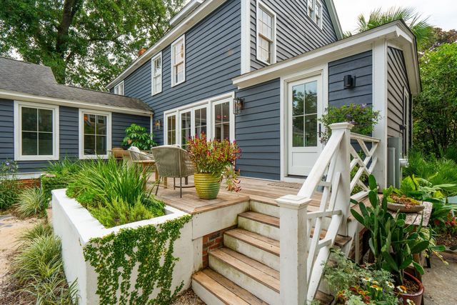 242 Middle Street, Mount Pleasant, SC 29464