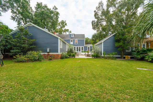 242 Middle Street, Mount Pleasant, SC 29464