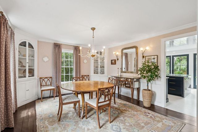 242 Middle Street, Mount Pleasant, SC 29464