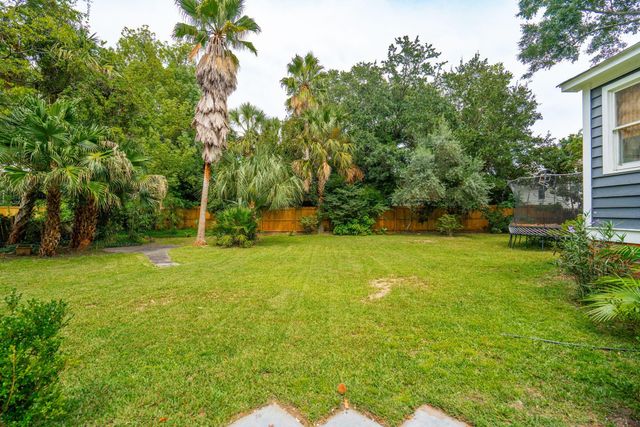 242 Middle Street, Mount Pleasant, SC 29464