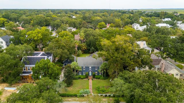 242 Middle Street, Mount Pleasant, SC 29464