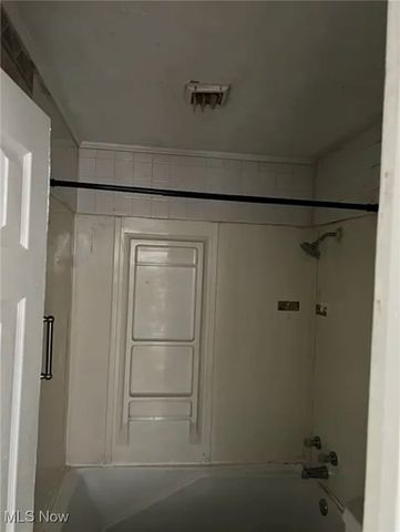 13612 Bennington Avenue, Cleveland, OH 44135