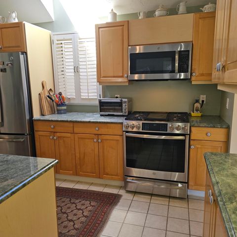 14 Forest Gate Village UNIT 14, Yarmouth Port, MA 02675
