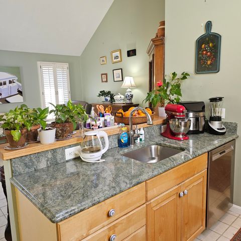 14 Forest Gate Village UNIT 14, Yarmouth Port, MA 02675