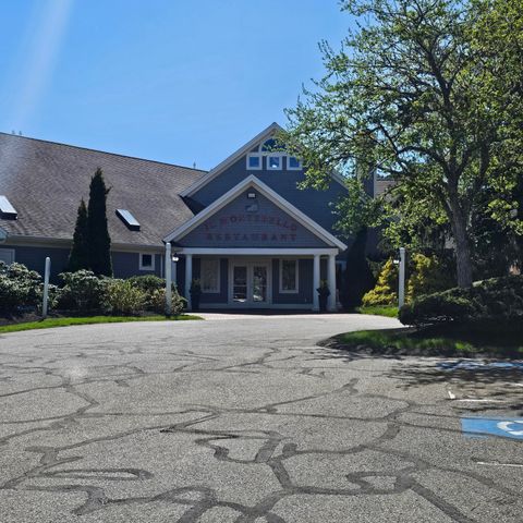 14 Forest Gate Village UNIT 14, Yarmouth Port, MA 02675