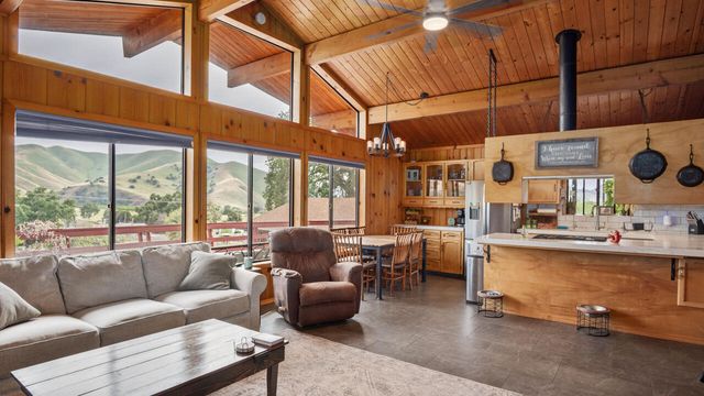 31068 Success Valley Drive, Porterville, CA 93257