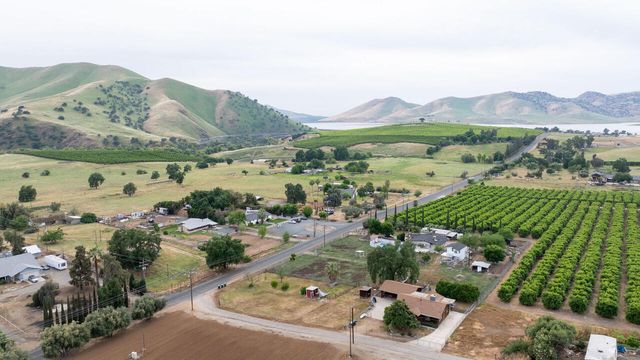 31068 Success Valley Drive, Porterville, CA 93257