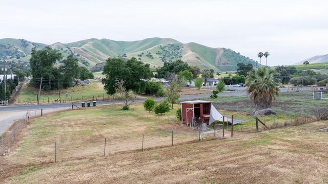 31068 Success Valley Drive, Porterville, CA 93257