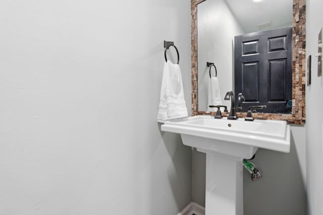 205 Pepper Ridge Cir, Antioch, TN 37013