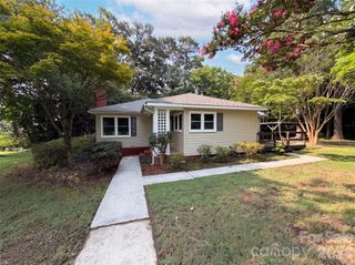 1200 Little Rock Road, Charlotte, NC 28214