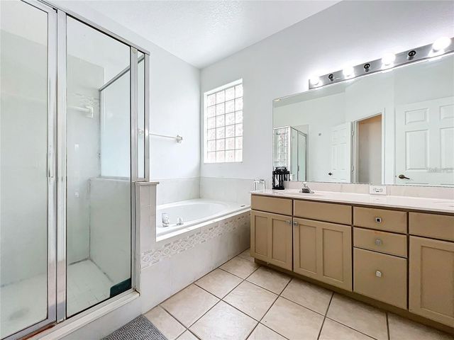 5356 WATERVISTA DRIVE, Orlando, FL 32821