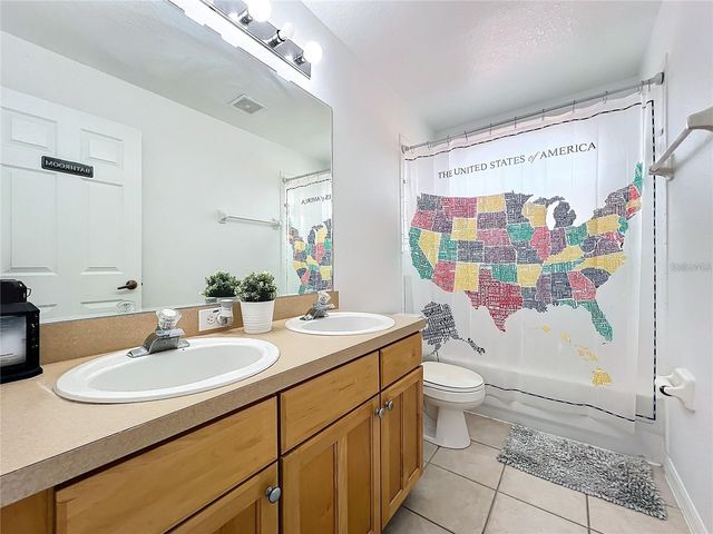 5356 WATERVISTA DRIVE, Orlando, FL 32821