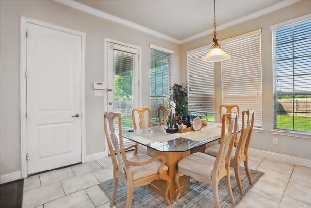 1001 Vineyard Drive, Euless, TX 76039