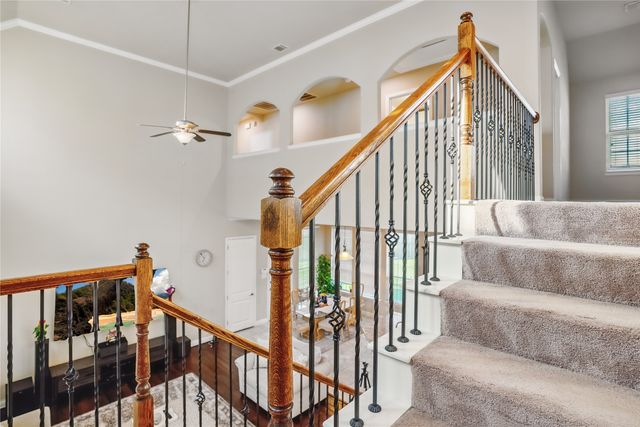 1001 Vineyard Drive, Euless, TX 76039