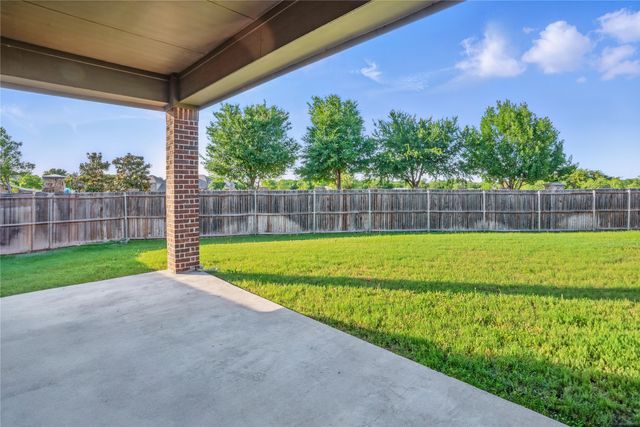 1001 Vineyard Drive, Euless, TX 76039
