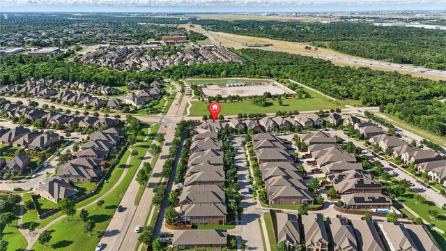 1001 Vineyard Drive, Euless, TX 76039