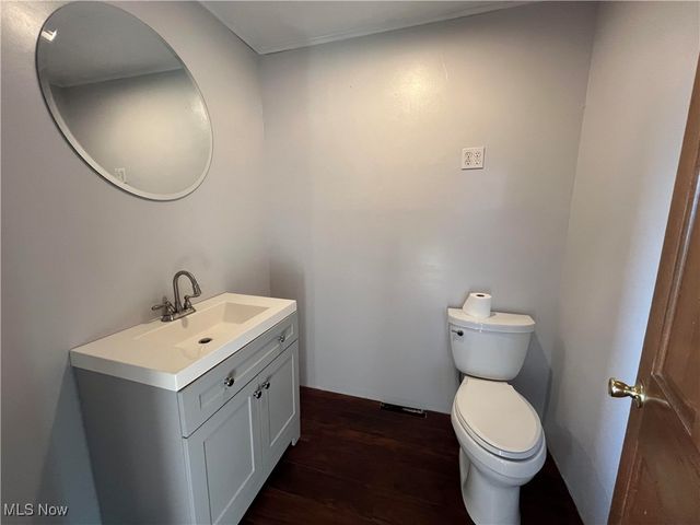 423 W Main Street, Barnesville, OH 43713