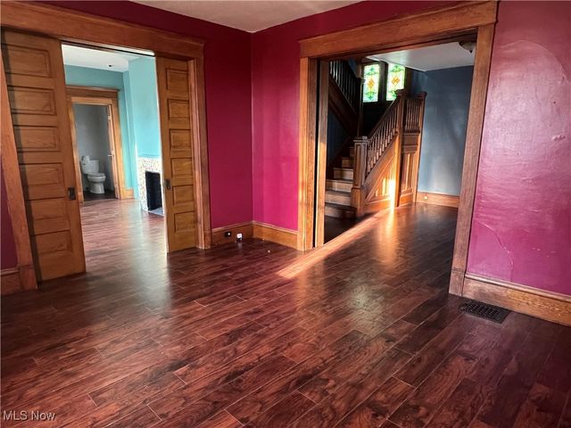 423 W Main Street, Barnesville, OH 43713