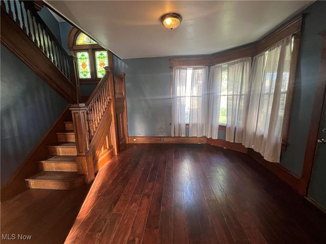 423 W Main Street, Barnesville, OH 43713