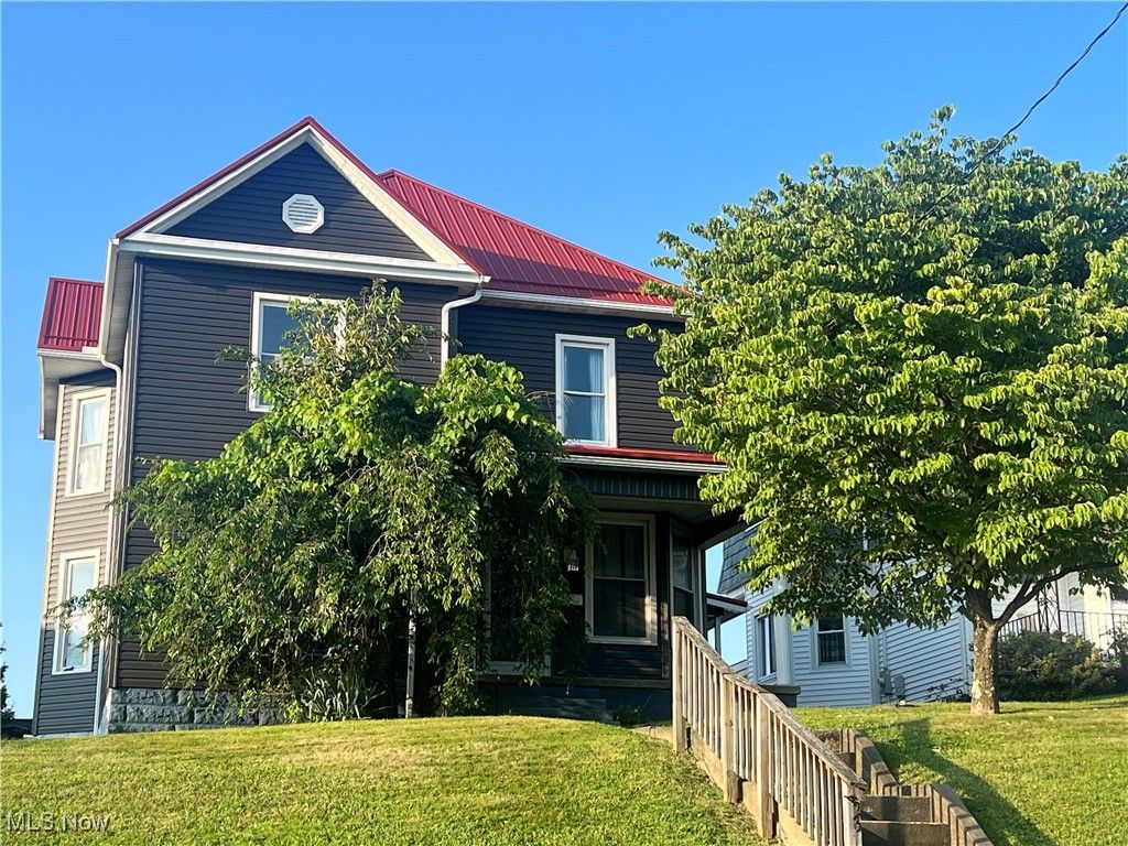 423 W Main Street, Barnesville, OH 43713