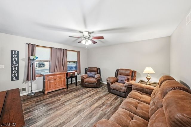 5 N 13Th Ave, Manville Boro, NJ 08835